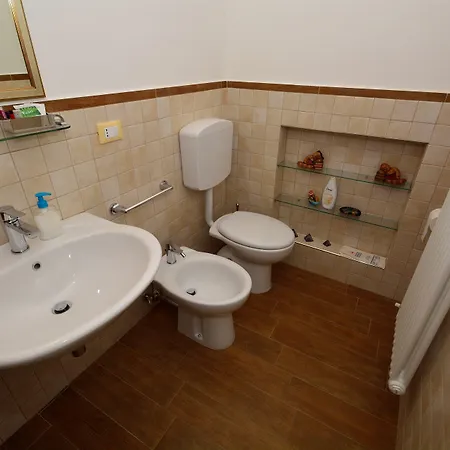 Bed & Breakfast Romantico Serra SantʼAbbondio