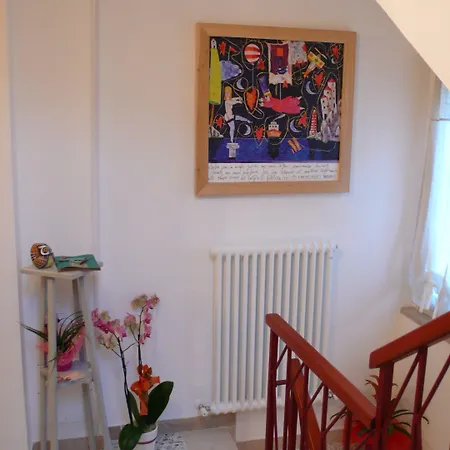 Romantico 3* Serra SantʼAbbondio