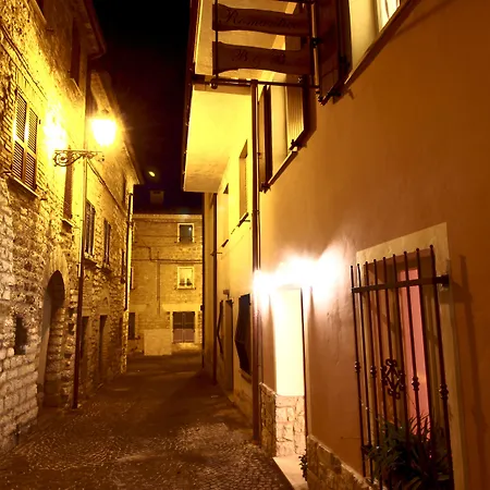 Romantico Bed & Breakfast