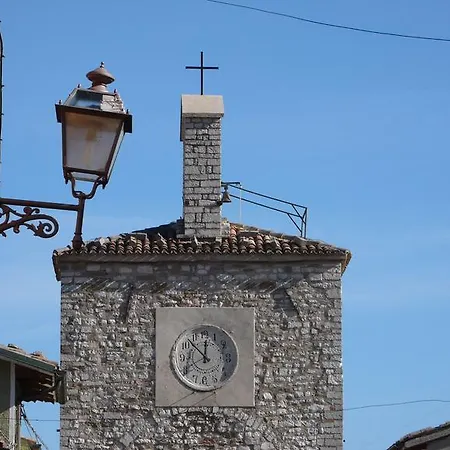 Bed & Breakfast Romantico Serra SantʼAbbondio